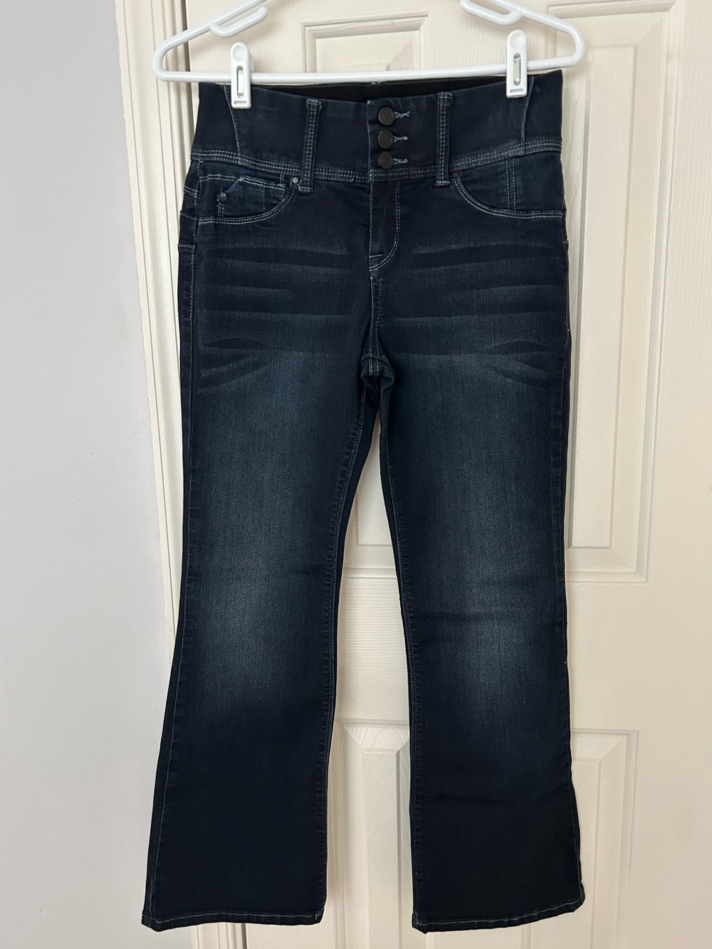 NWOT Laurie Felt Curve Silky Denim Boot Cut Jeans | Flattering, Stretchy